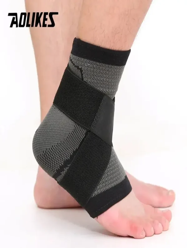 Sports Compression Ankle Support (1)